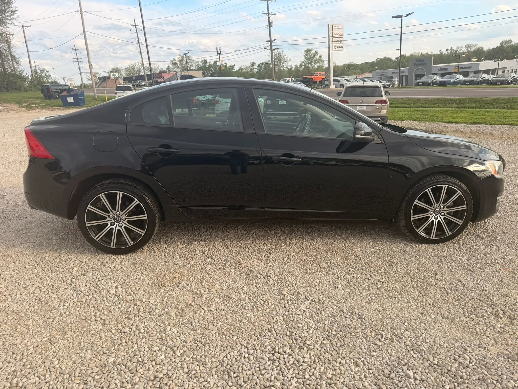 Used 2015 Volvo S60 T5 image 6