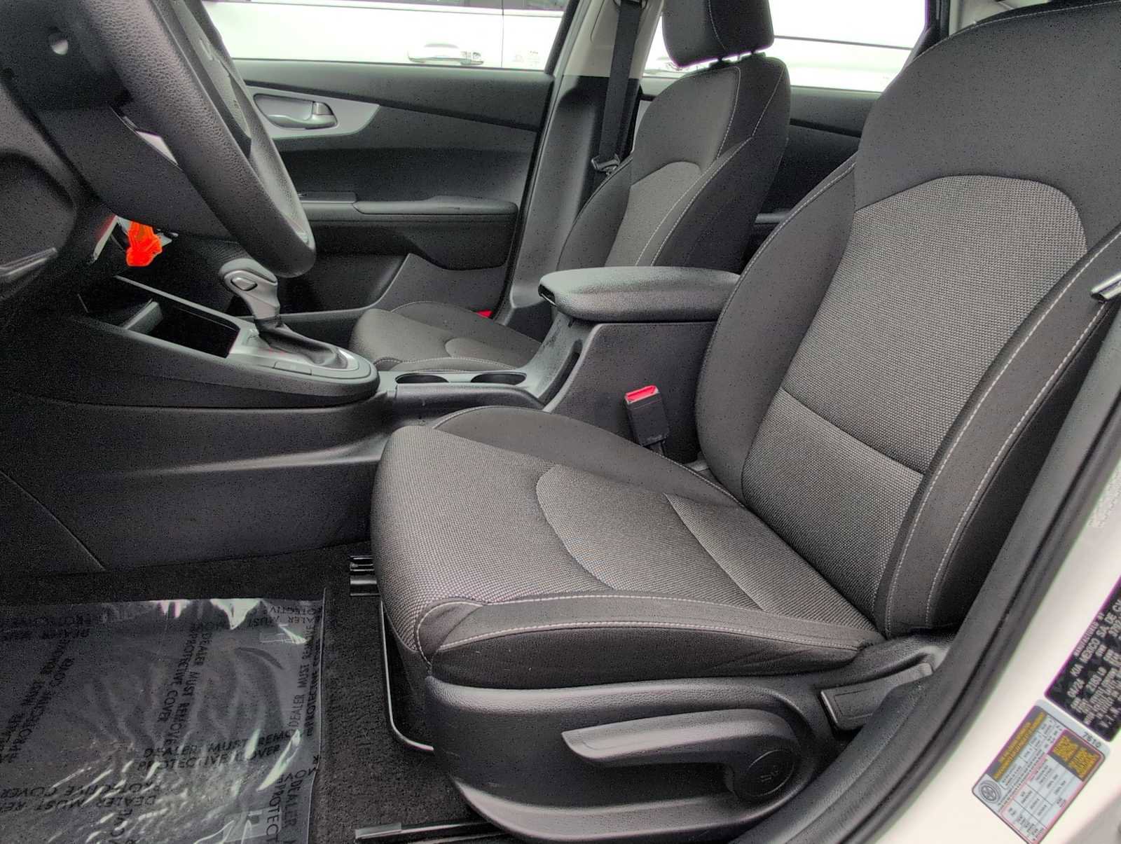 Used 2024 Kia Forte LXS image 17