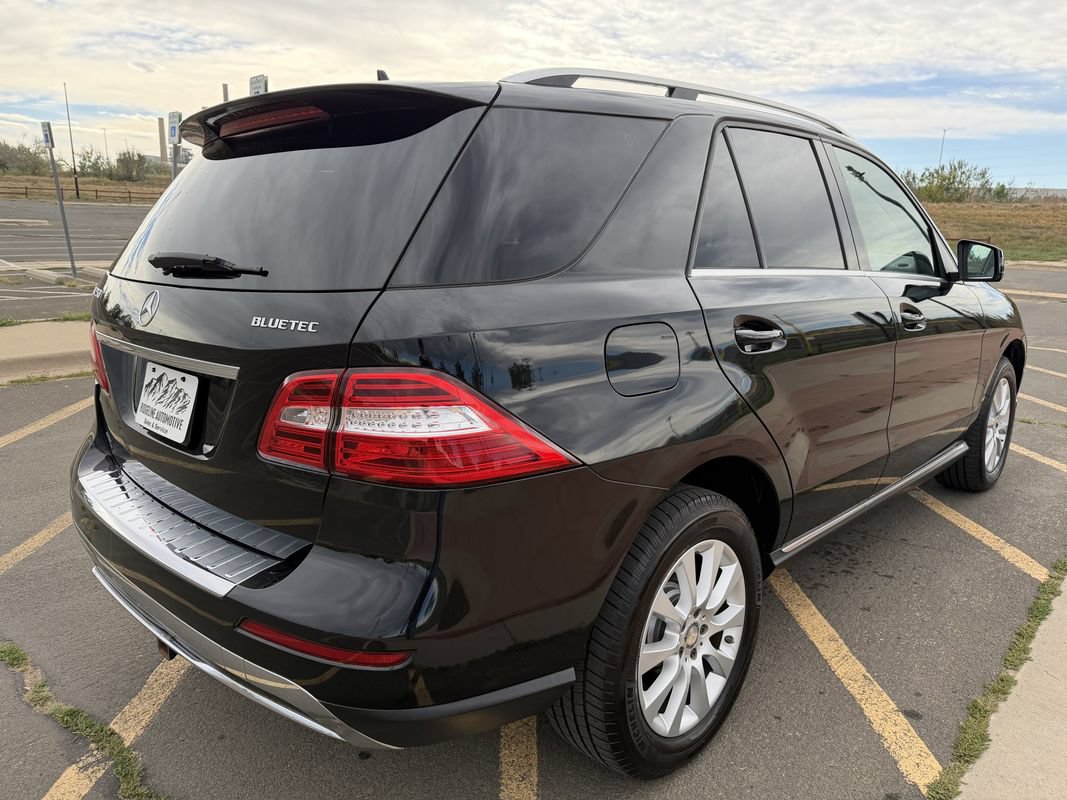 Used 2015 Mercedes-Benz ML 250 BlueTEC 4MATIC image 5