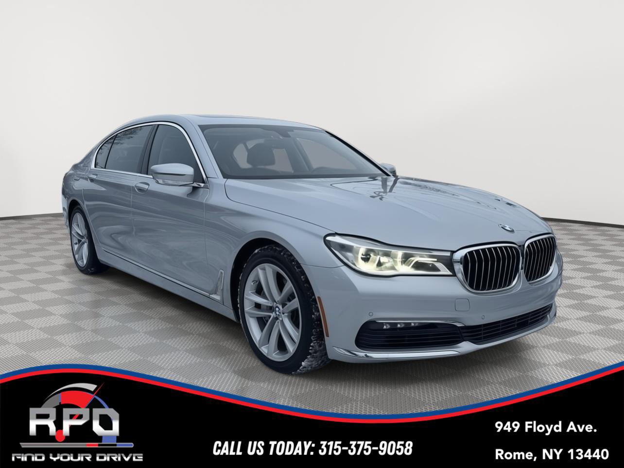Used 2017 BMW 750i xDrive image 7