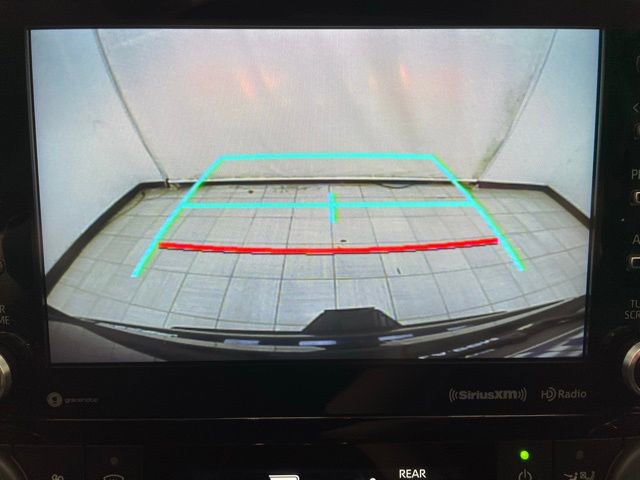 Used 2021 Toyota Highlander XLE image 4