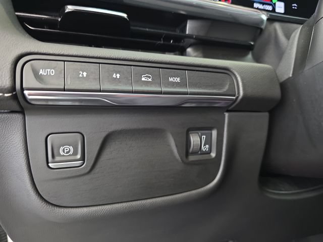 Certified 2023 Cadillac Escalade Premium Luxury AWD/4WD image 26