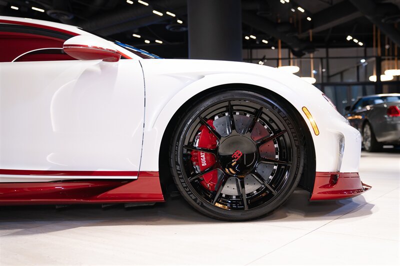 Used 2024 Bugatti Chiron Super Sport AWD/4WD image 51