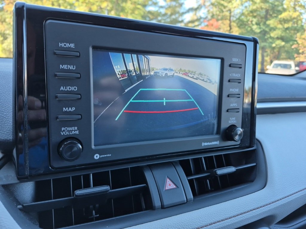 Used 2021 Toyota RAV4 XLE image 30