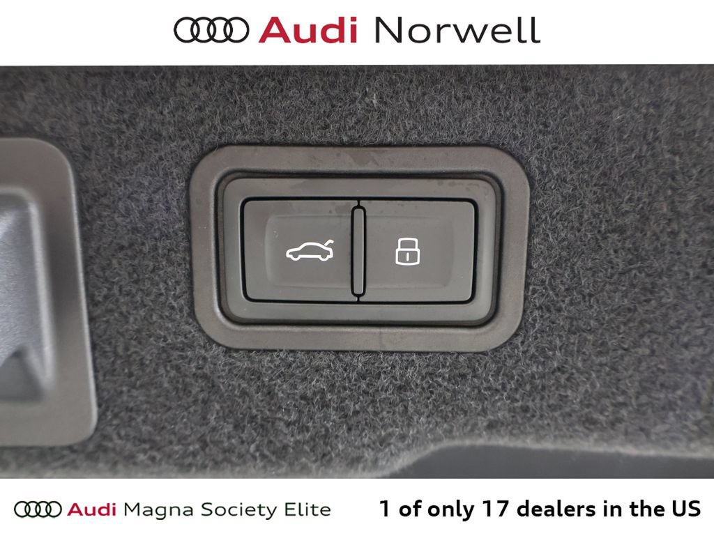 Used 2023 Audi A8 L 3.0T w/ Comfort Plus Package AWD/4WD image 17