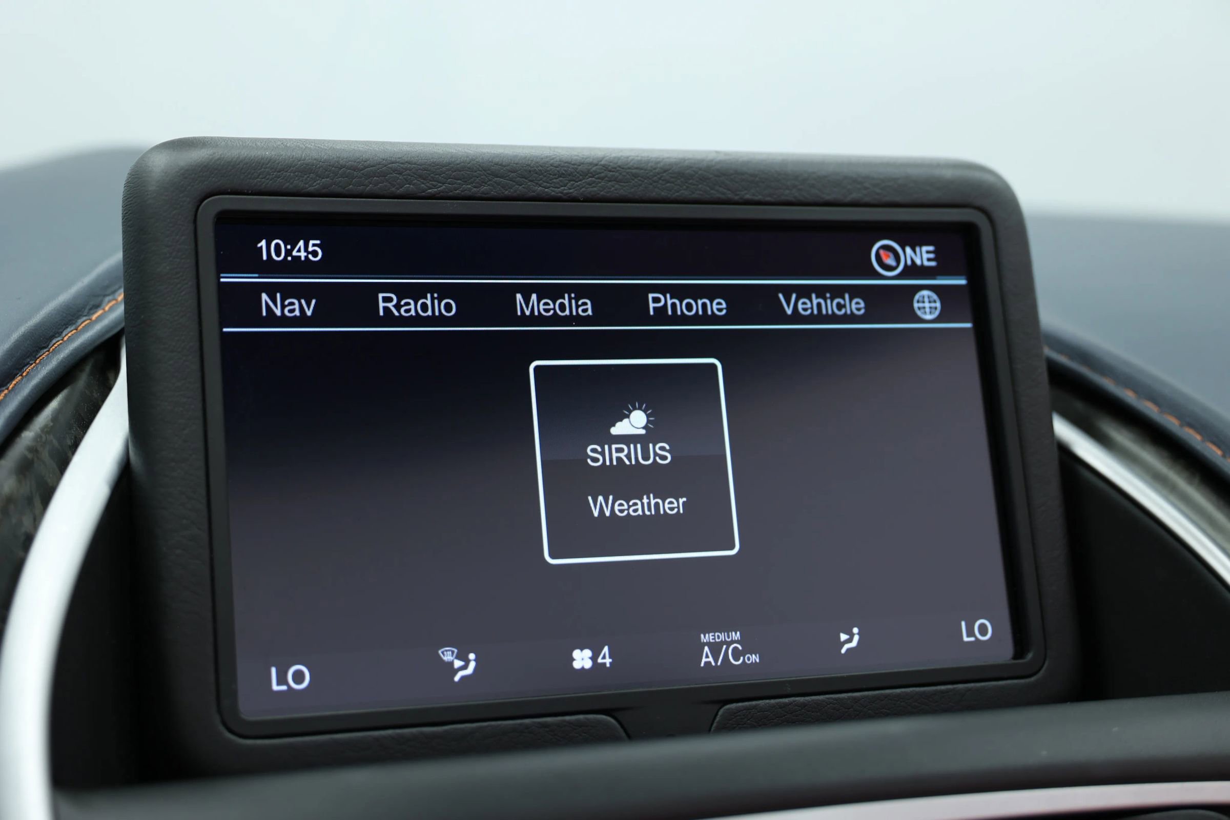 Used 2019 Aston Martin DB11 Volante RWD image 41
