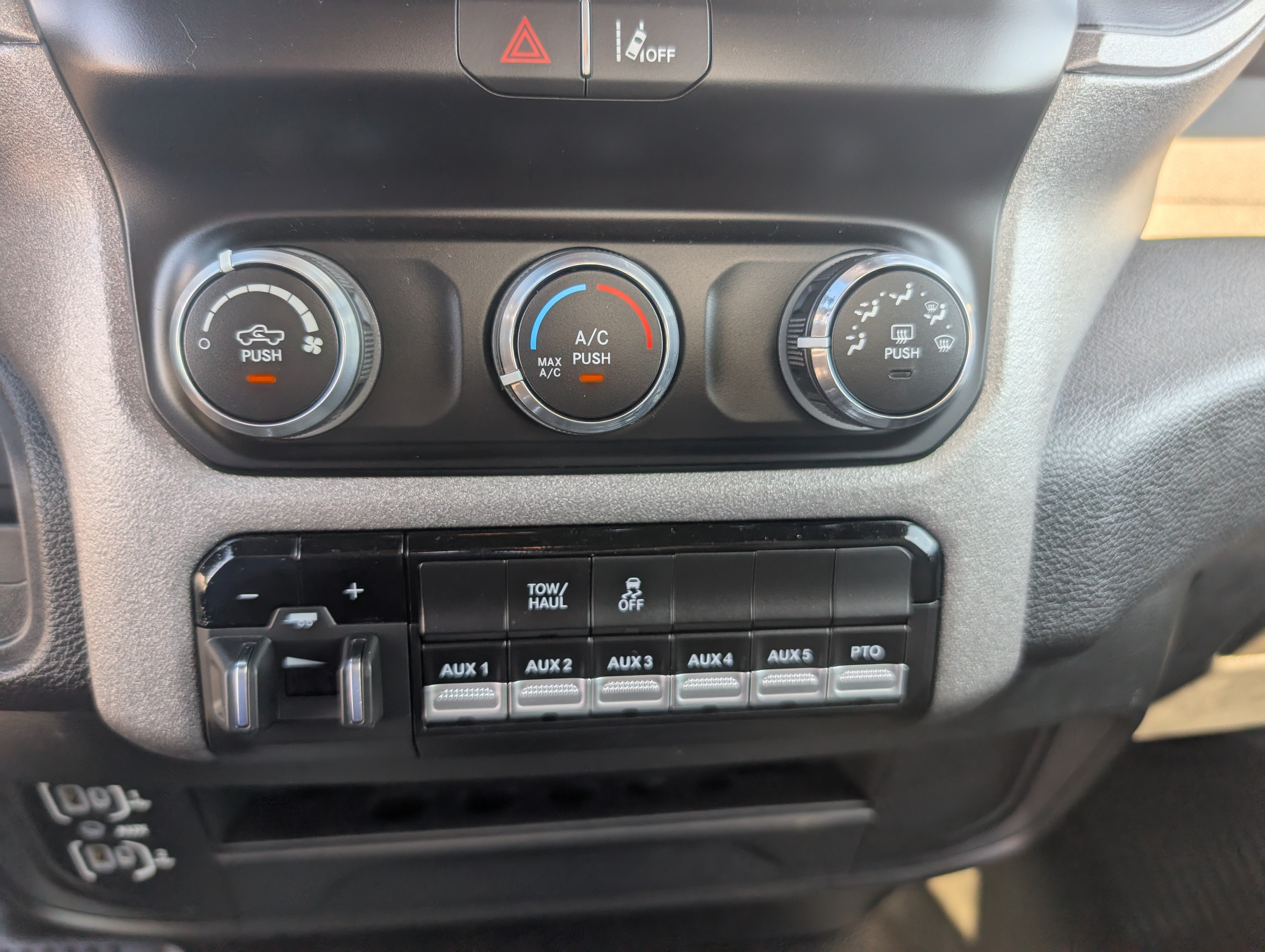 Used 2024 RAM 4500 Tradesman w/ Safety Group AWD/4WD image 19