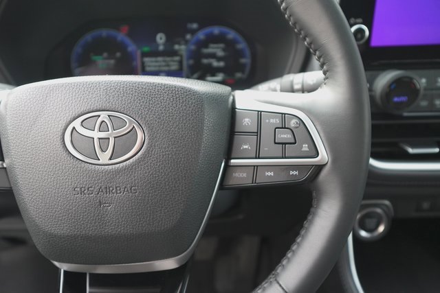 Used 2024 Toyota Grand Highlander Limited image 28