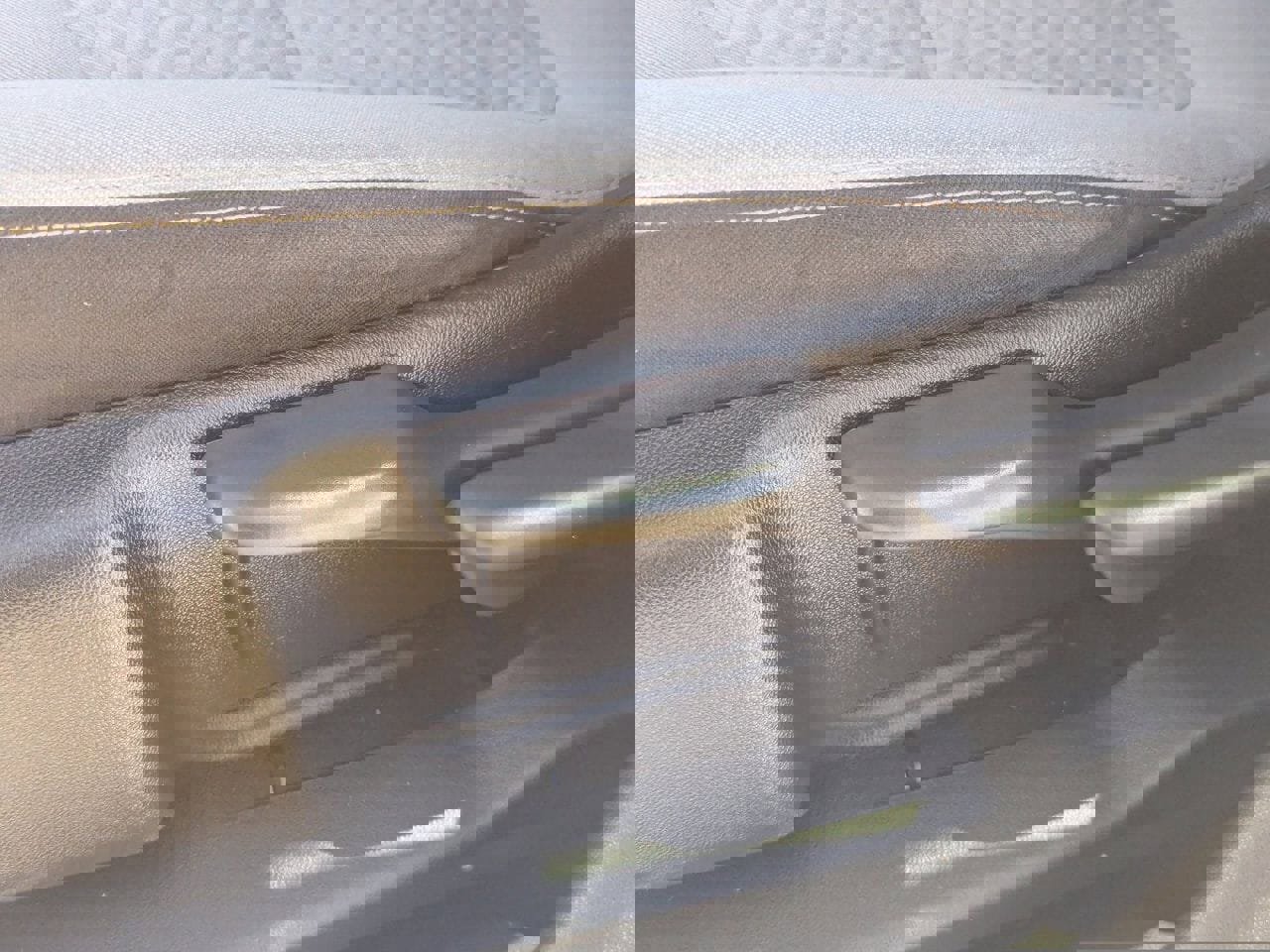 Used 2020 GMC Terrain SLE image 20