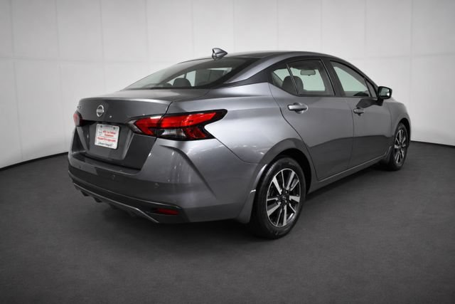Used 2025 Nissan Versa SV w/ Trunk Package FWD image 4
