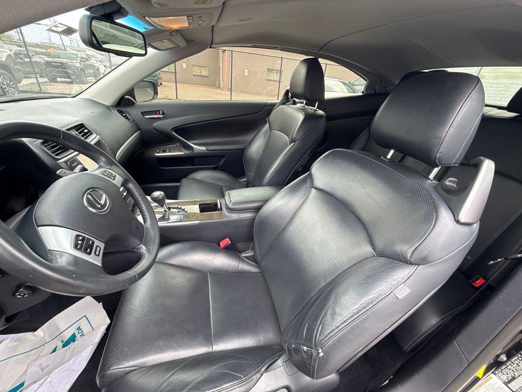 Used 2014 Lexus IS 250C w/ Navigation System Package image 12