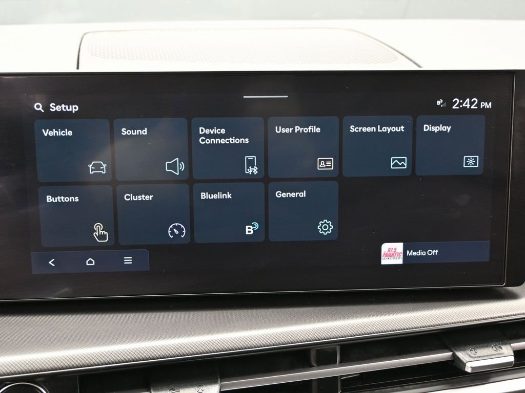 Used 2024 Hyundai Santa Fe SE image 27