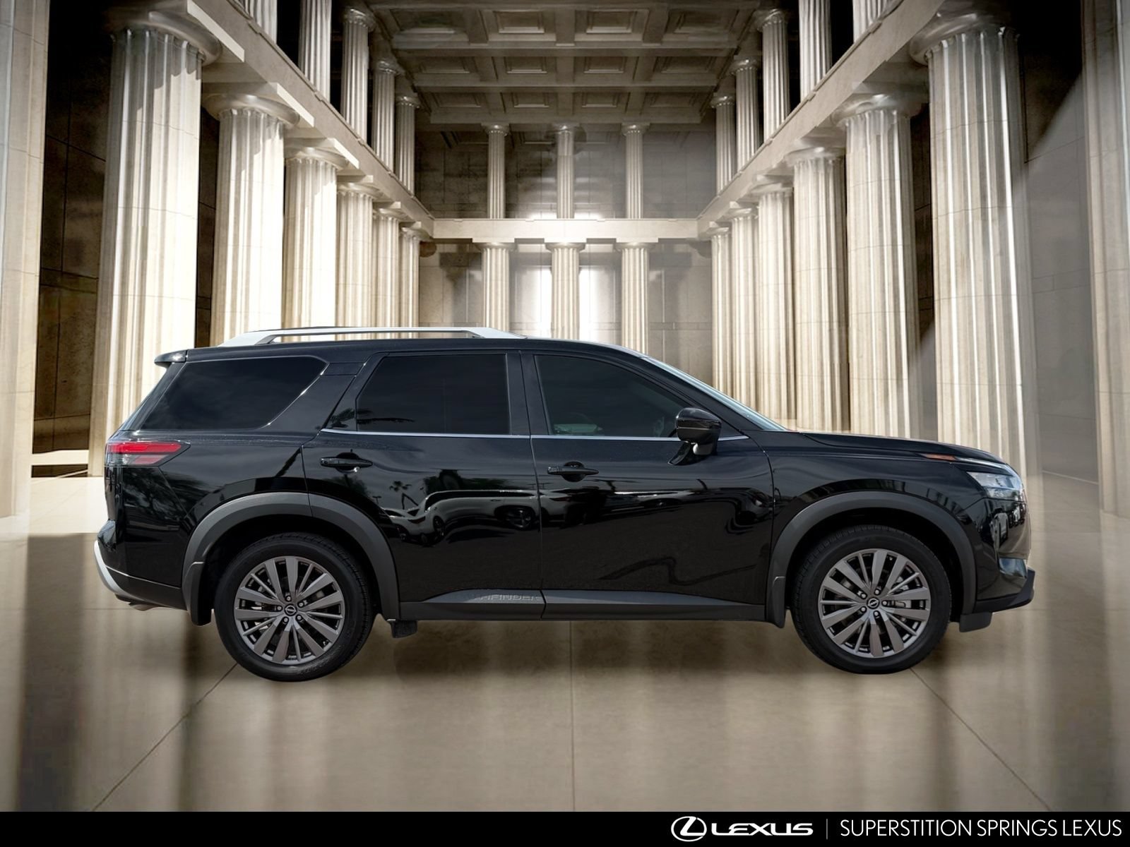 Used 2024 Nissan Pathfinder SL w/ SL Premium Package FWD image 3