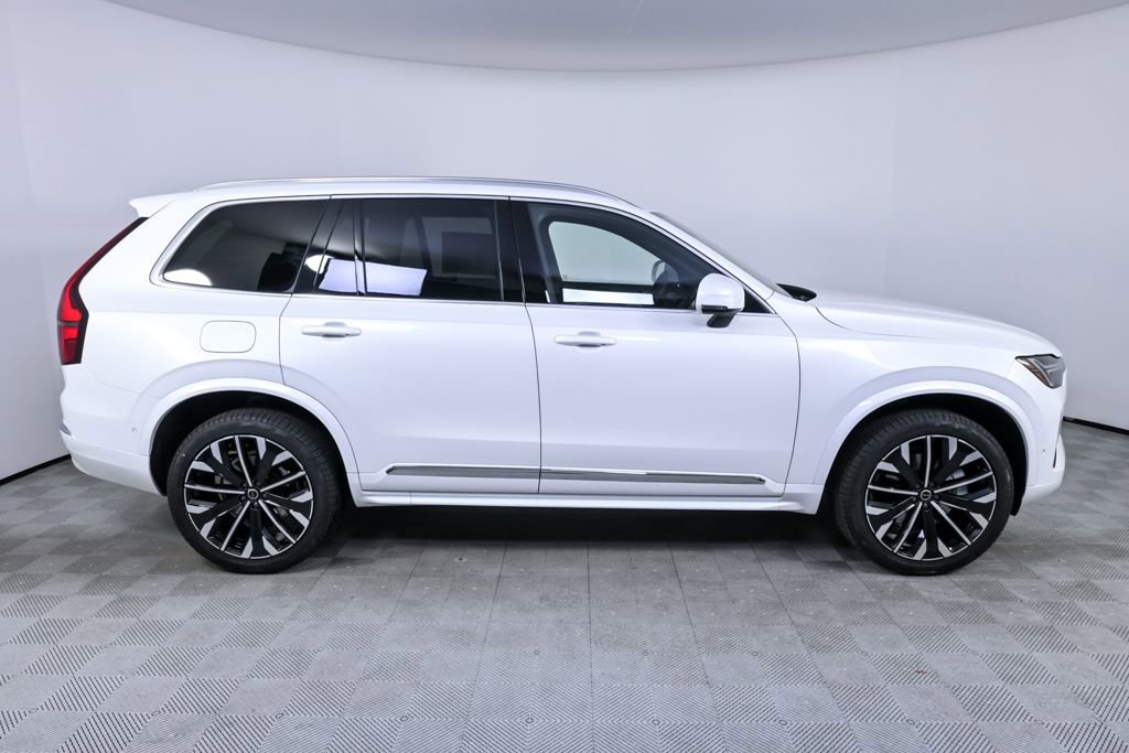 New 2026 Volvo XC90 B5 Ultra w/ Protection Package image 27