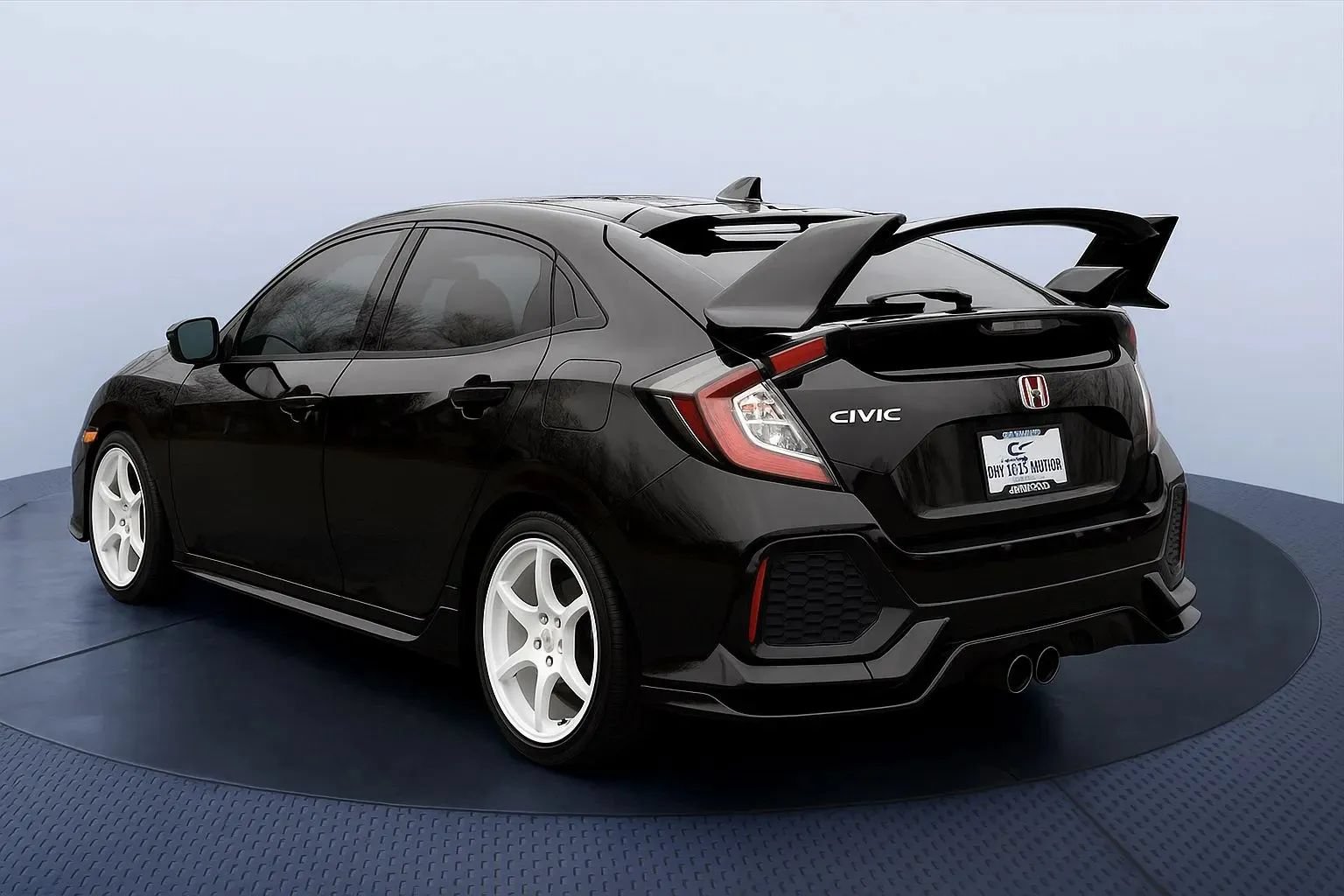 Used 2018 Honda Civic Sport image 3