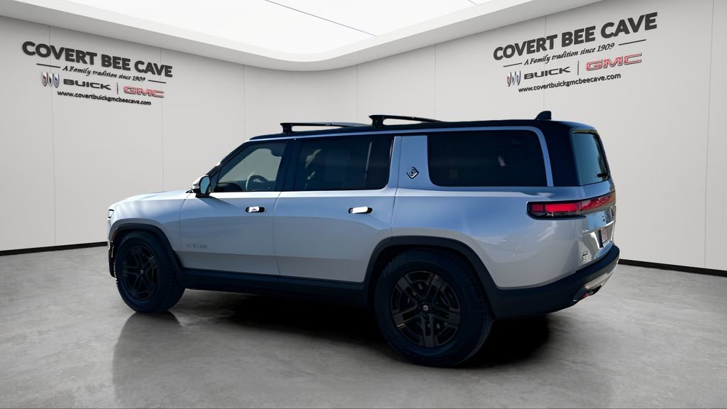 Used 2024 Rivian R1S Adventure image 6