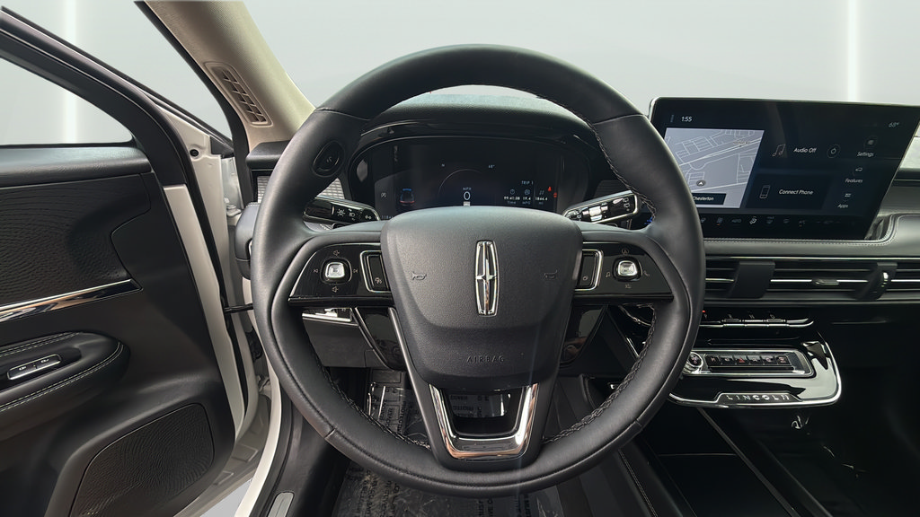 Used 2023 Lincoln Corsair AWD w/ Equipment Group 101A image 22