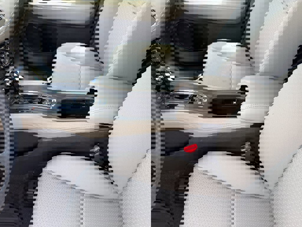 Certified 2021 Honda HR-V LX image 14