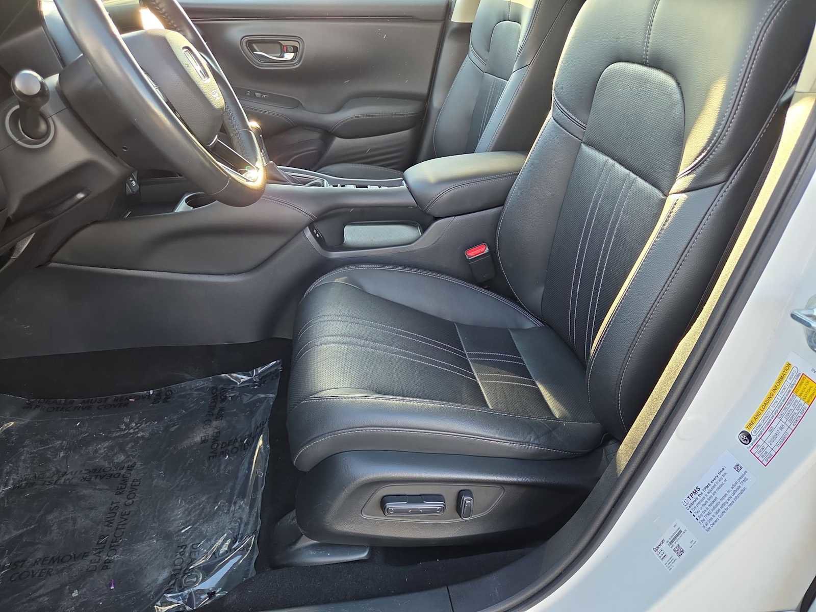 Used 2024 Honda HR-V EX-L image 16