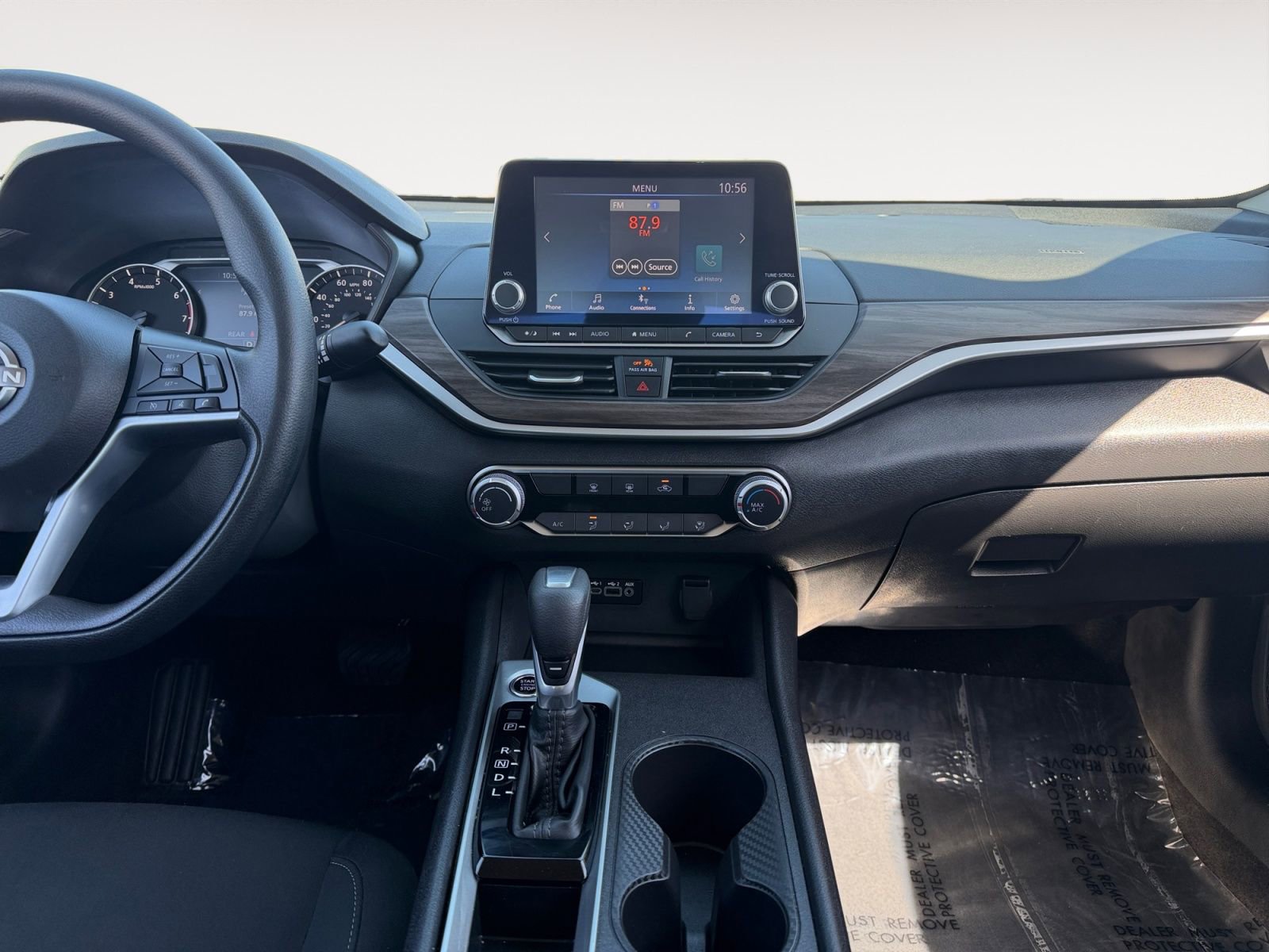 Used 2025 Nissan Altima 2.5 SV image 11