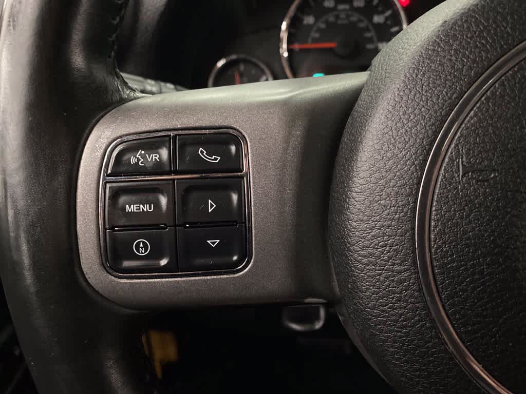 Used 2013 Jeep Wrangler Unlimited Sahara AWD/4WD image 20