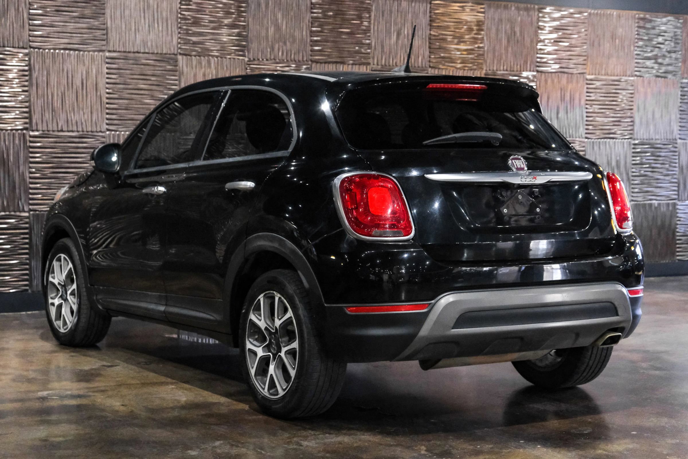 Used 2018 FIAT 500X Trekking image 9