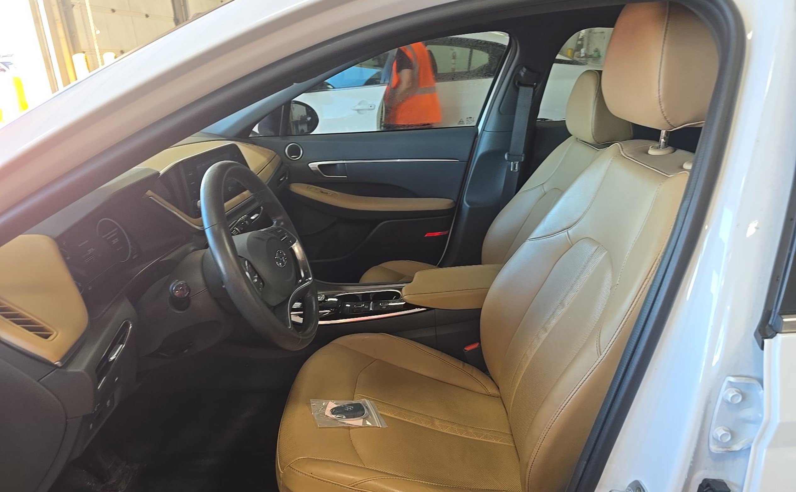 Used 2020 Hyundai Sonata SEL w/ Premium + Sunroof Package FWD image 5