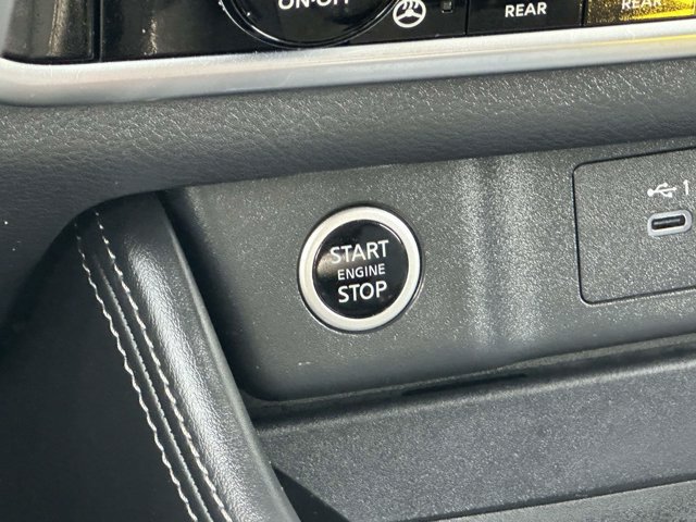Used 2023 Nissan Rogue SL w/ SL Premium Package AWD/4WD image 22
