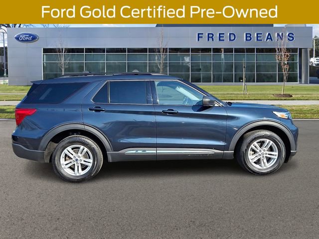 Used 2023 Ford Explorer XLT w/ Equipment Group 202A AWD/4WD image 9