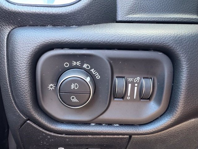 New 2026 RAM 1500 Laramie w/ Chrome Appearance Group AWD/4WD image 36