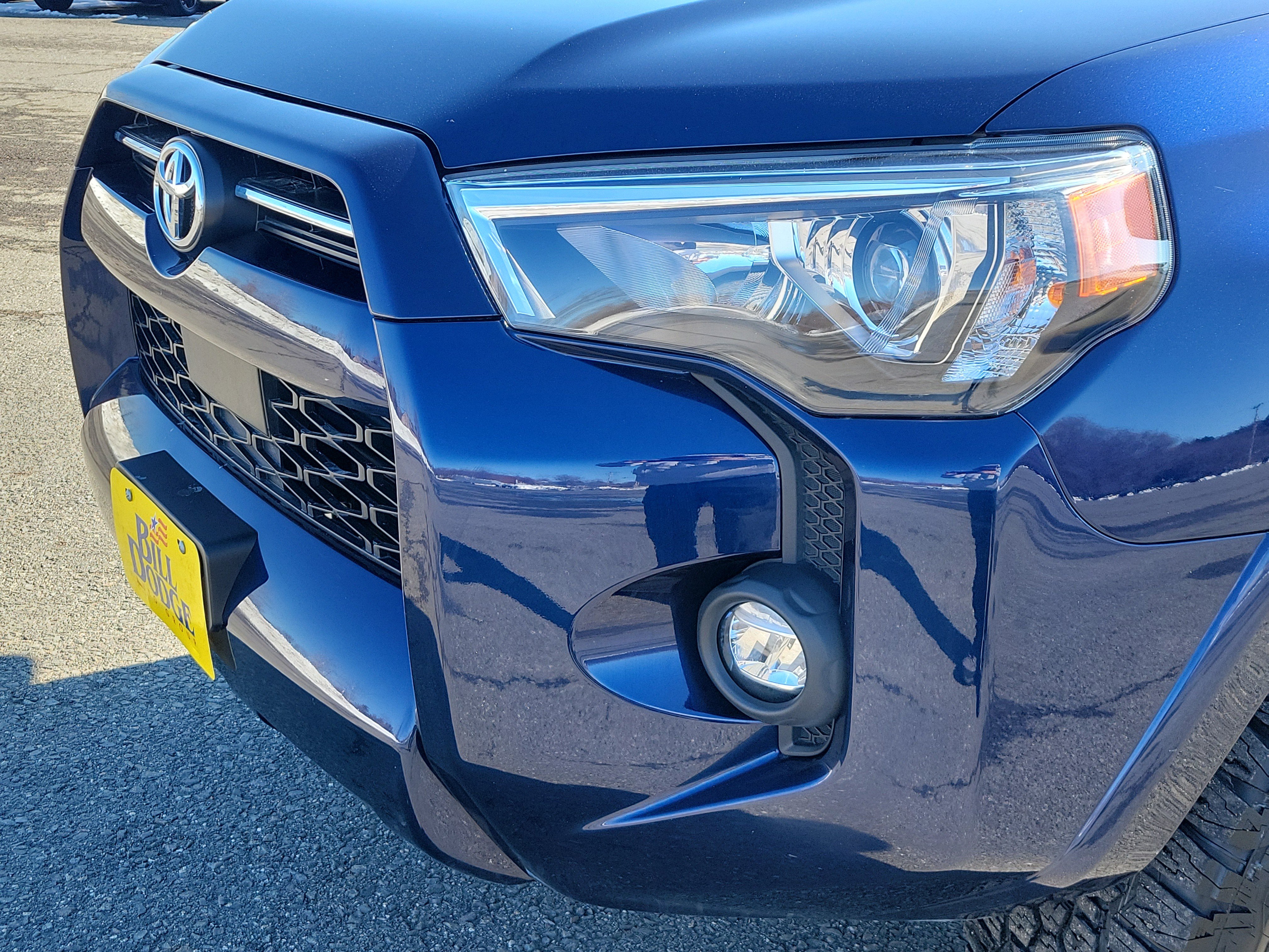 Used 2021 Toyota 4Runner SR5 Premium AWD/4WD image 9