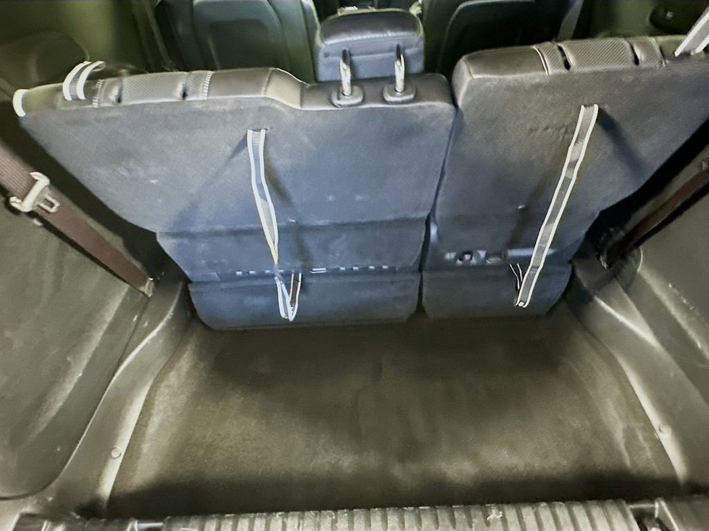 Certified 2025 Chrysler Pacifica Limited image 35