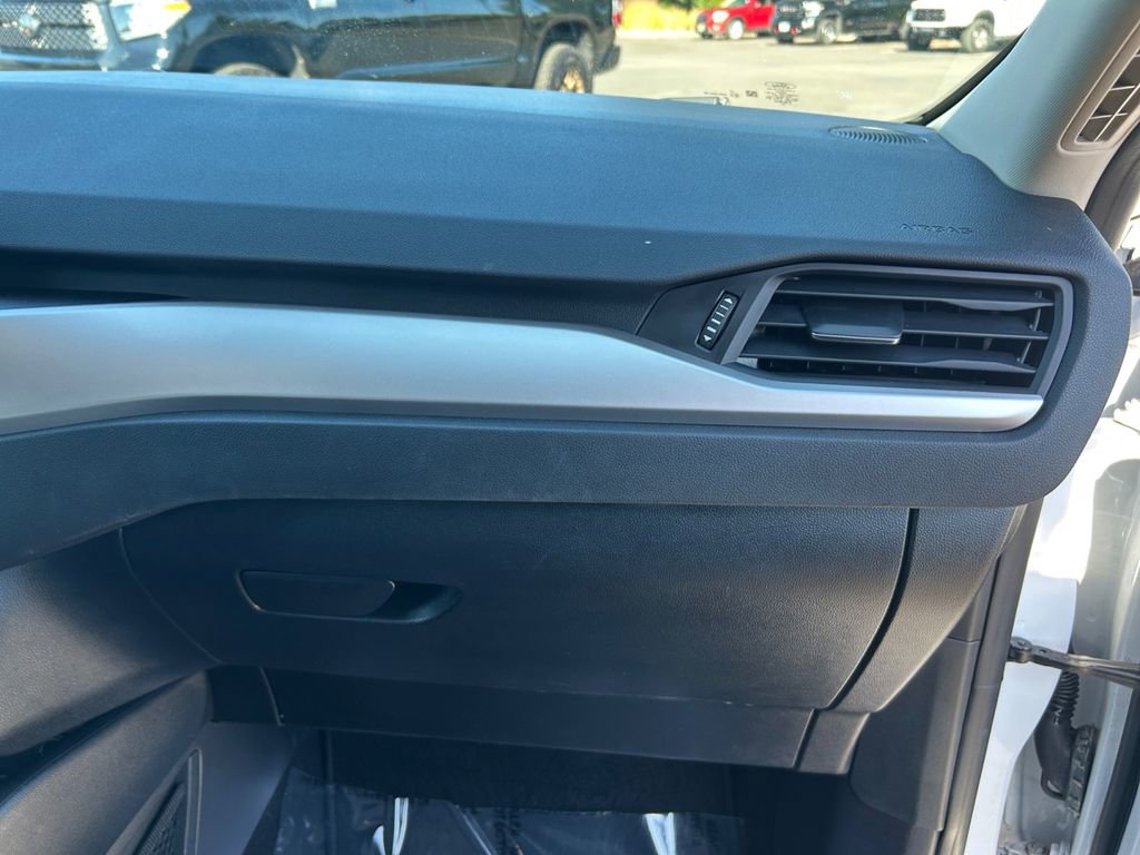 Used 2020 Ford Escape SE Sport image 27