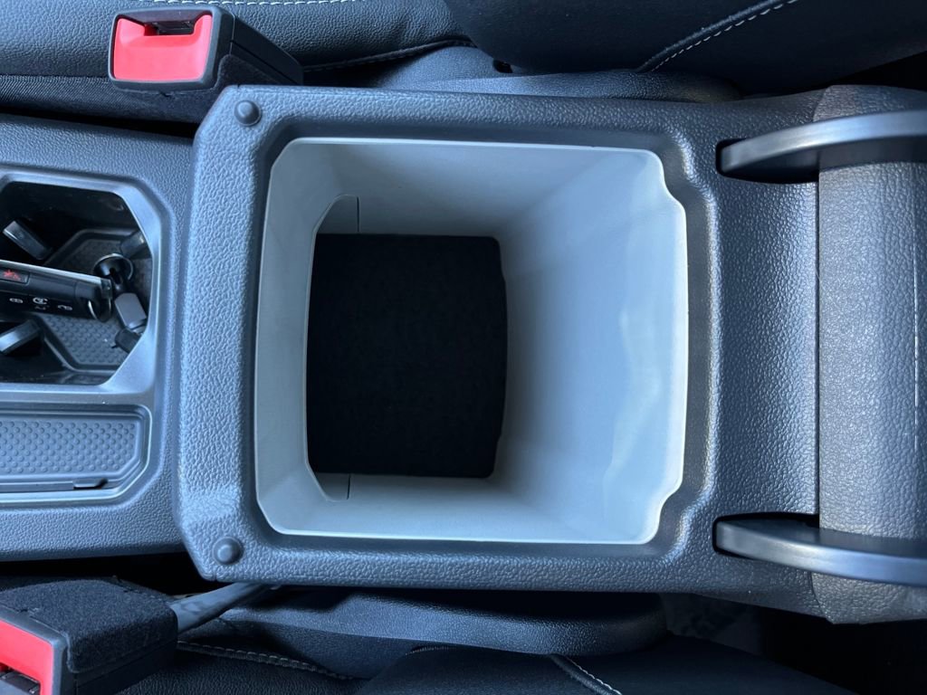 New 2025 Volkswagen Taos SE image 16