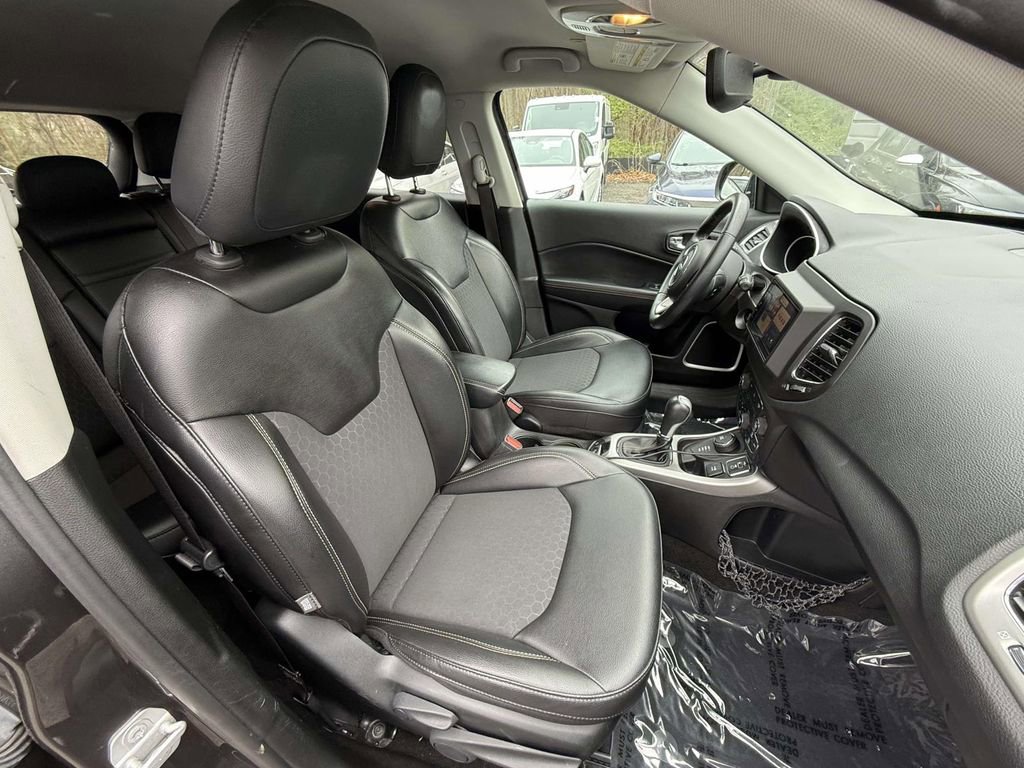 Used 2019 Jeep Compass Latitude image 7