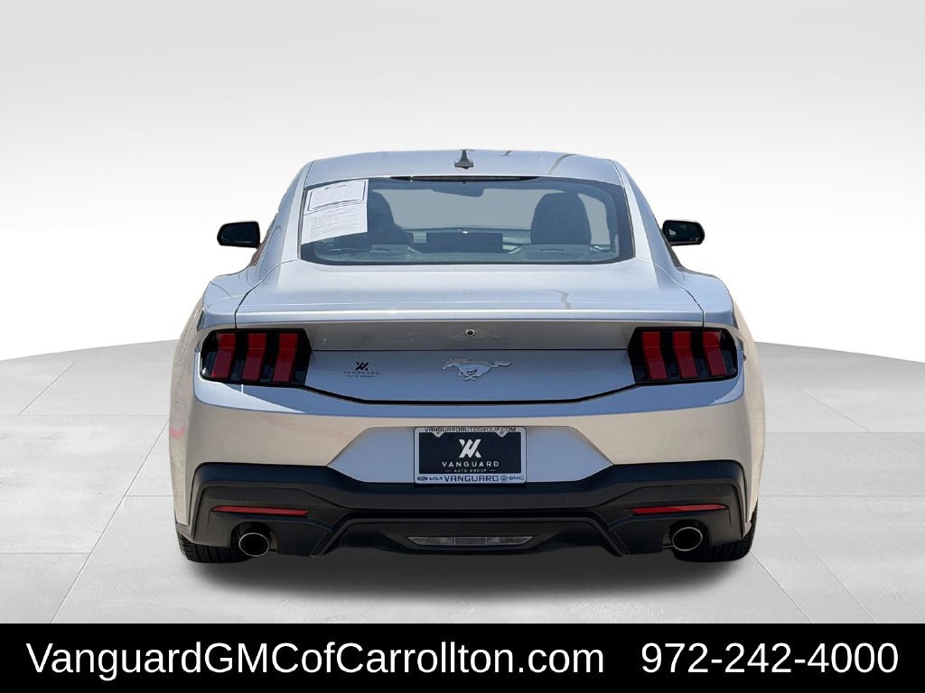 Used 2024 Ford Mustang Coupe RWD image 7