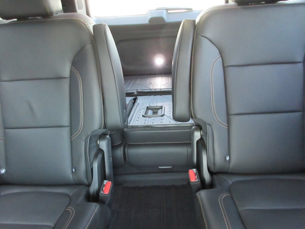 Certified 2021 Chevrolet Traverse Premier w/ LPO, Floor Liner Package AWD/4WD image 22