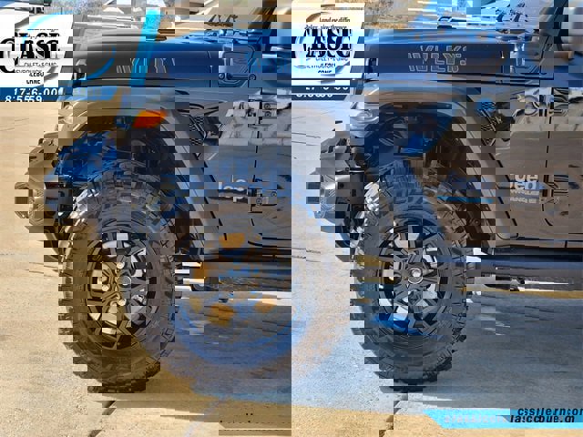 Used 2025 Jeep Wrangler Willys image 11