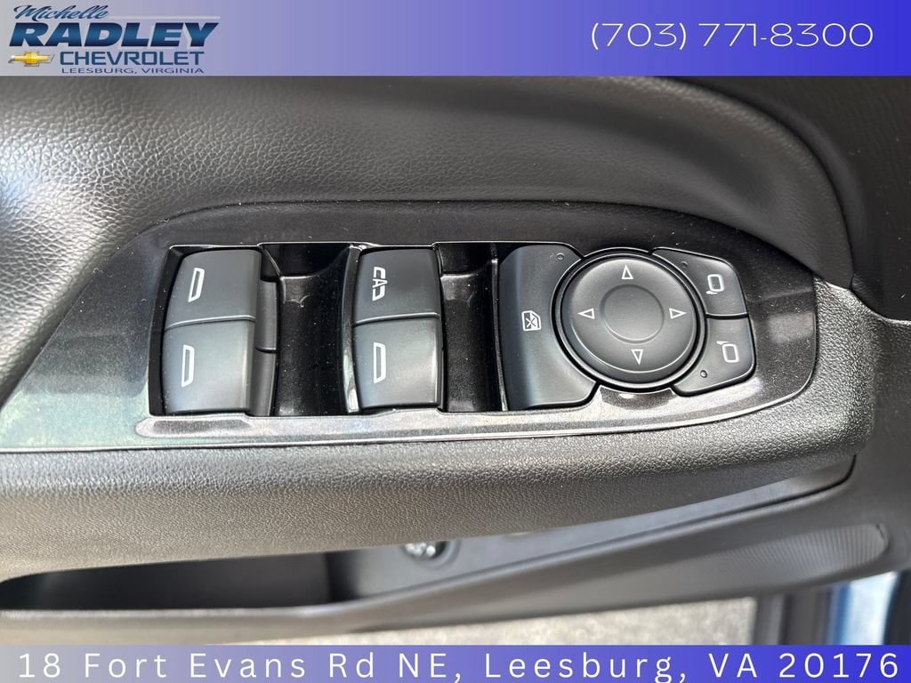 Used 2024 Chevrolet Equinox Premier w/ LPO, Floor Liner Package AWD/4WD image 13