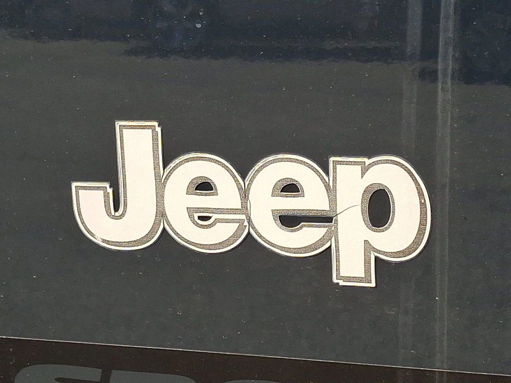 Used 2016 Jeep Wrangler Unlimited Sport image 29