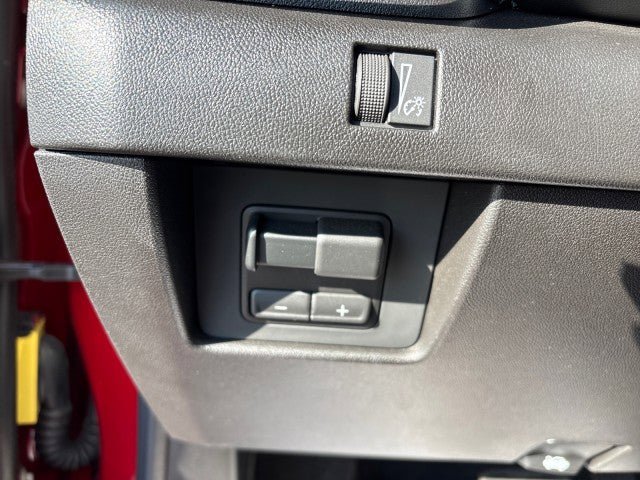 New 2026 GMC Canyon Elevation w/ Convenience Package RWD image 16