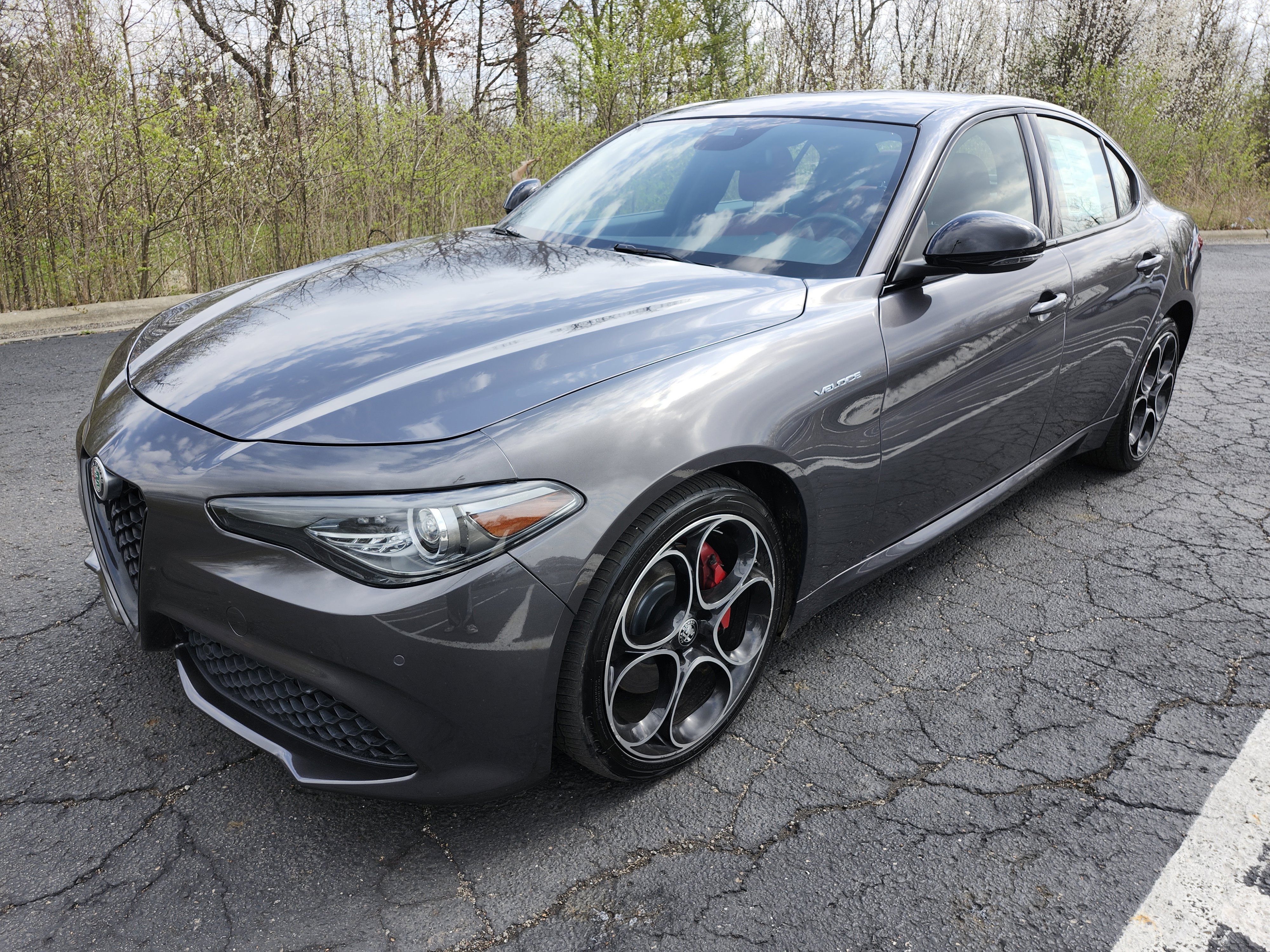 Used 2022 Alfa Romeo Giulia Veloce image 17