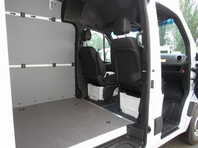 New 2025 Mercedes-Benz Sprinter 2500 image 19
