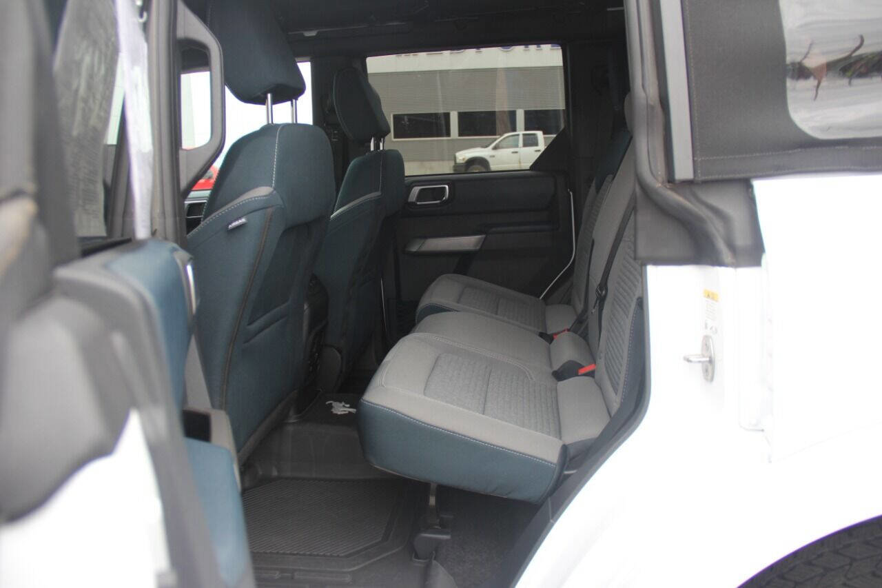 Used 2023 Ford Bronco Outer Banks image 14