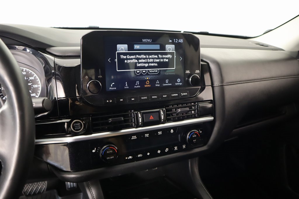 Used 2024 Nissan Pathfinder SL w/ Cargo Package image 5