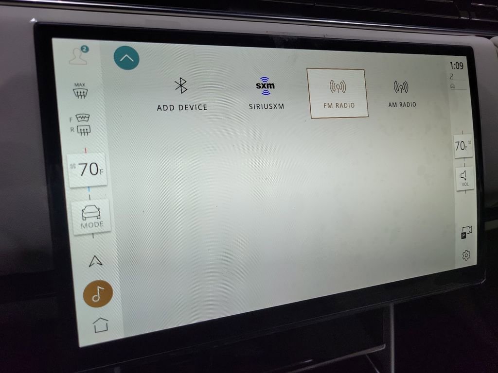 New 2026 Land Rover Range Rover SE image 34