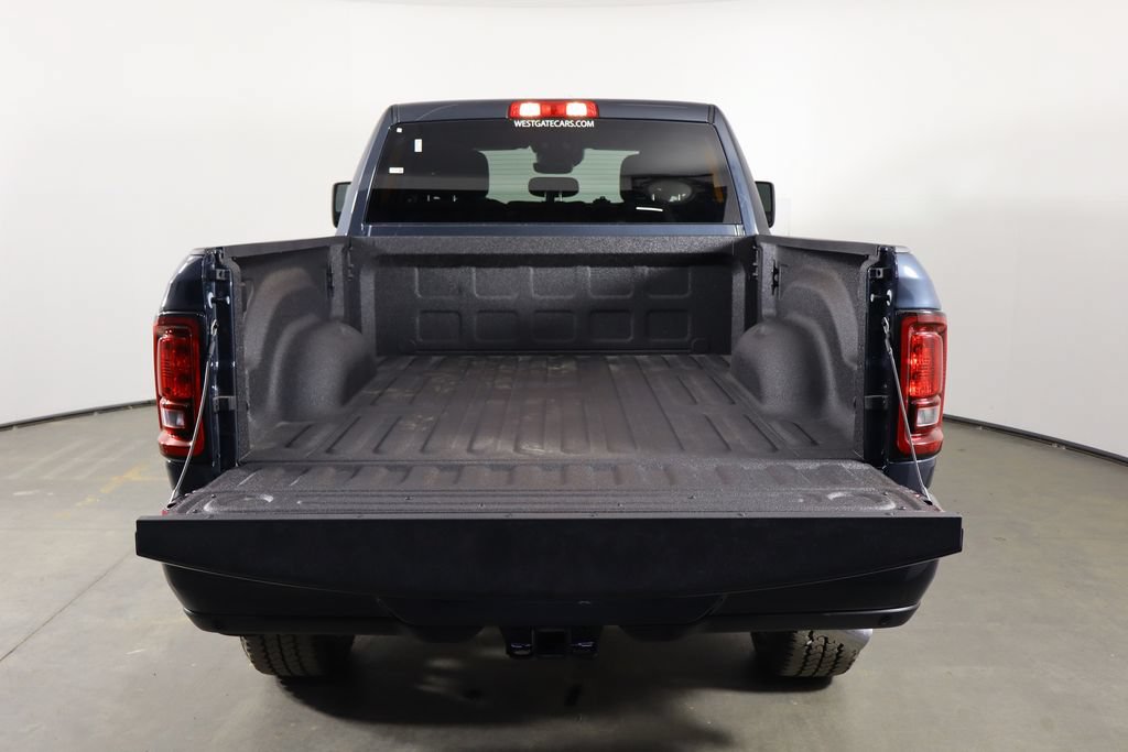 New 2026 RAM 2500 Big Horn AWD/4WD image 17