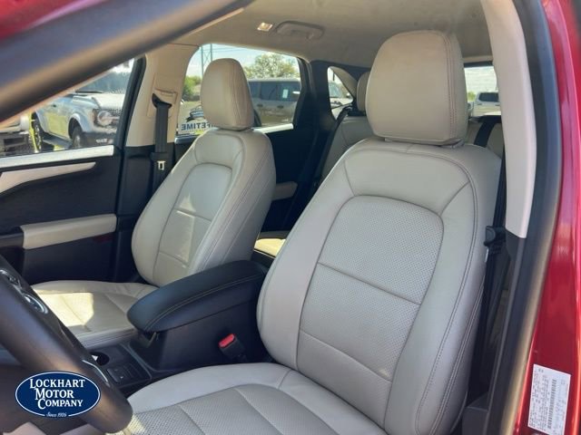 Used 2020 Ford Escape SE image 13