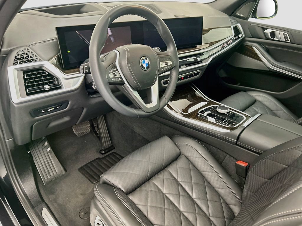Certified 2024 BMW X5 xDrive40i w/ Premium Package AWD/4WD image 9