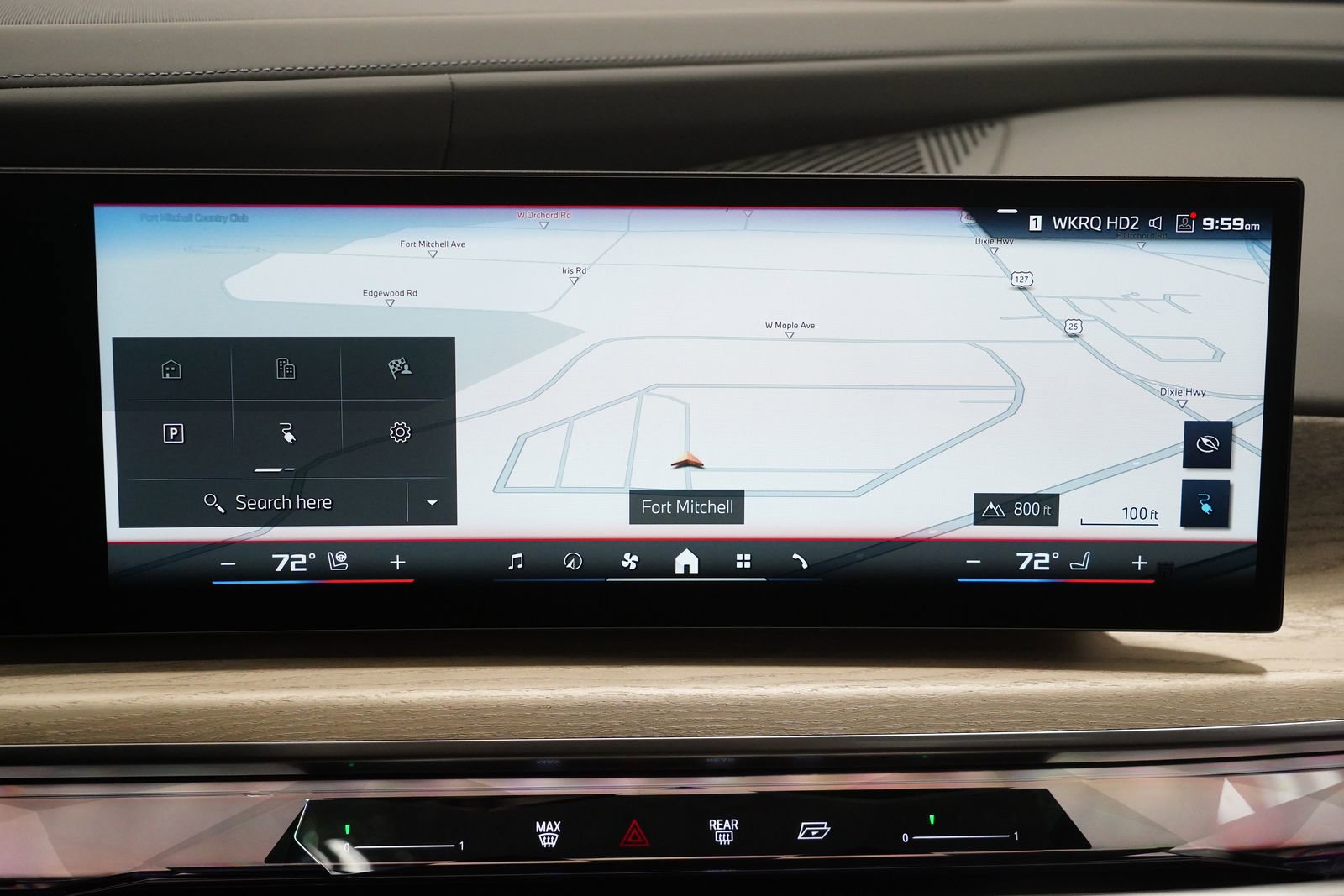 Used 2025 BMW i7 M70 w/ Executive Package image 23